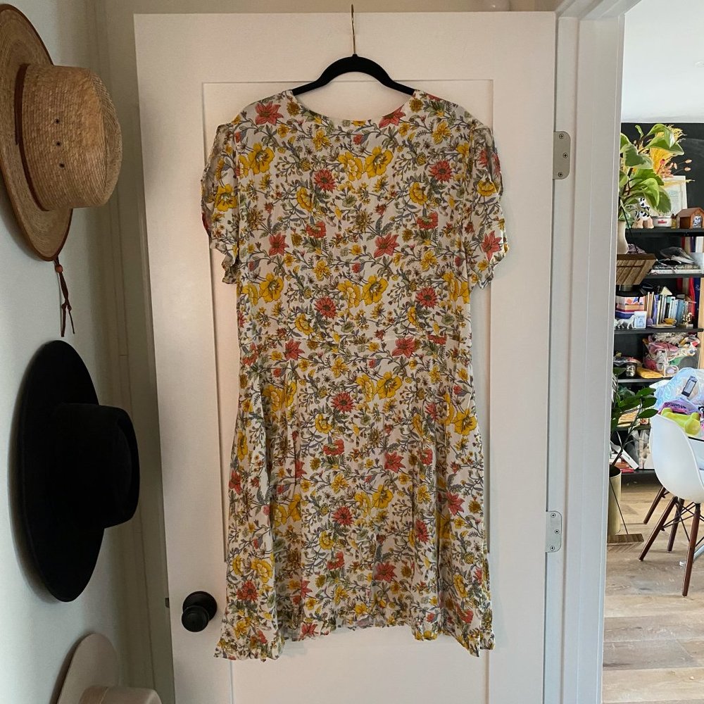 LOFT Floral Button Dress - Picture 7 of 7